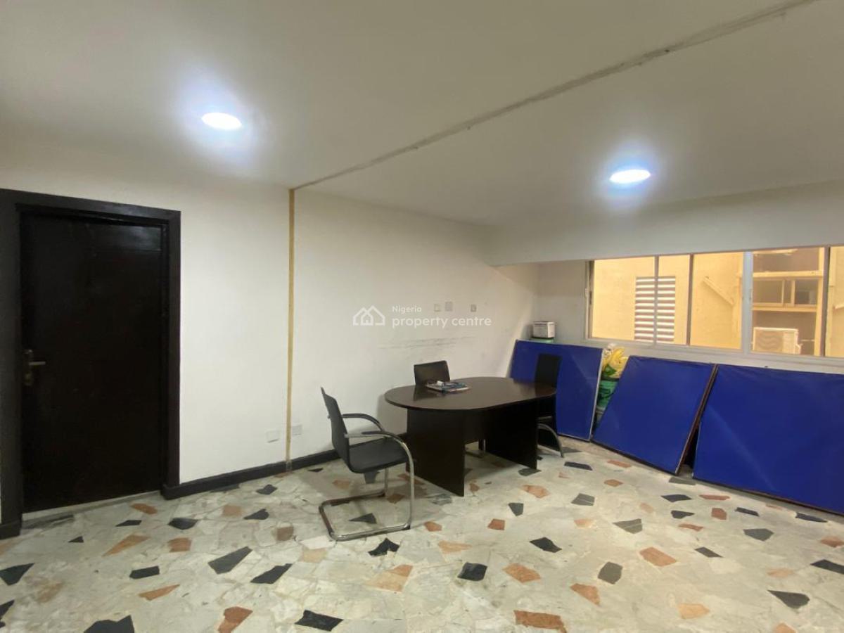 4 Bedroom Apartment Office Space (24 Hours Light), Victoria Island (vi), Lagos, Flat / Apartment for Rent