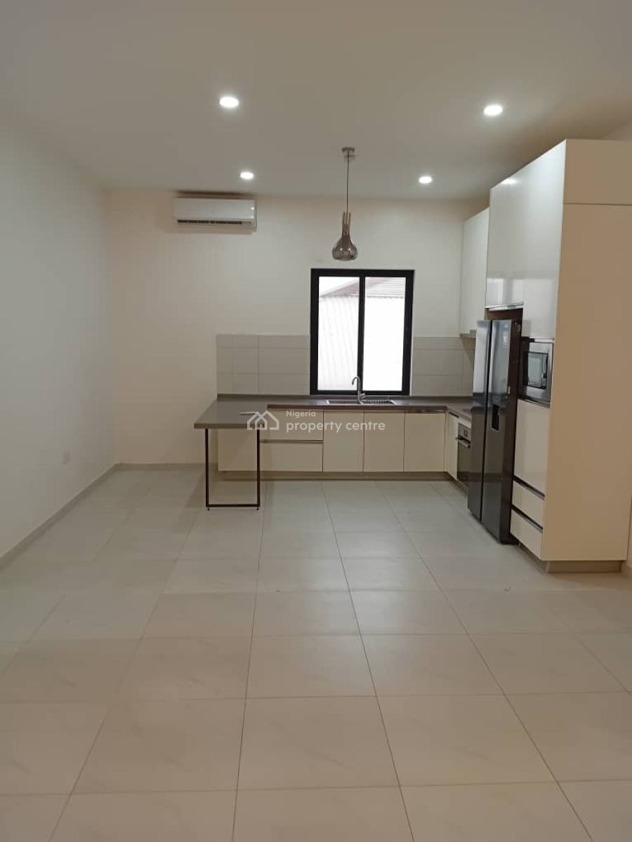 Serviced Spacious 2 Bedroom Flat, Old Ikoyi, Ikoyi, Lagos, Flat / Apartment for Rent
