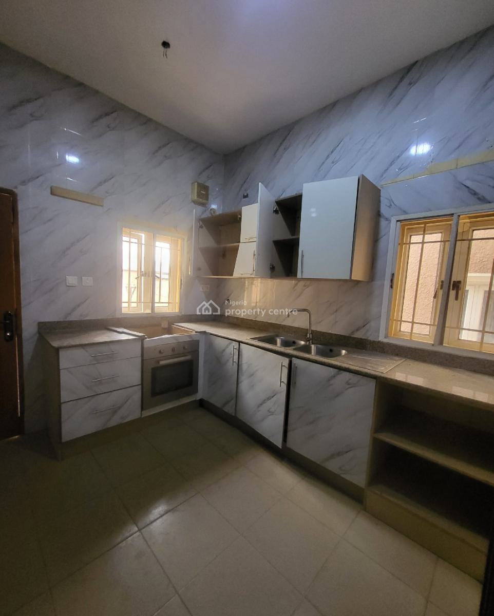 Luxurious Massive 3bedroom Flat with Bq, National Assembly Quarters, Gudu, Abuja, Flat / Apartment for Rent