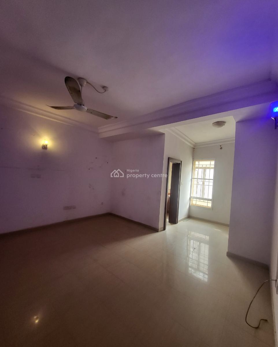 Luxurious Massive 3bedroom Flat with Bq, National Assembly Quarters, Gudu, Abuja, Flat / Apartment for Rent