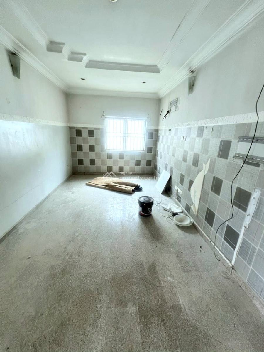 Commercial Shop Space, Lekki Phase 1, Lekki, Lagos, Shop for Rent