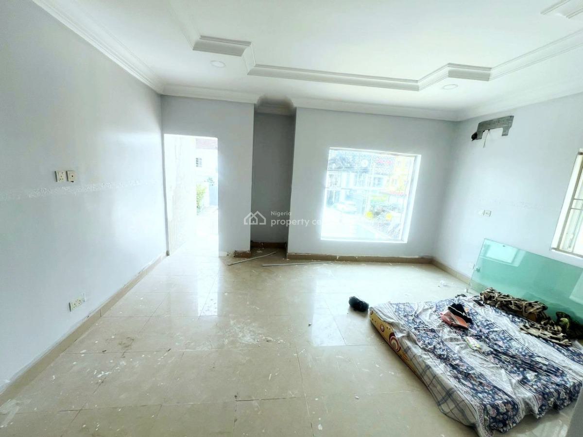 Commercial Shop Space, Lekki Phase 1, Lekki, Lagos, Shop for Rent