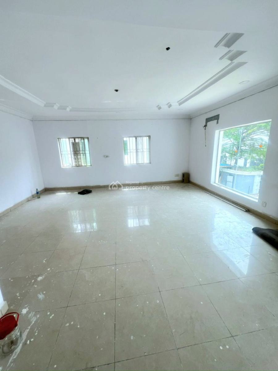 Commercial Shop Space, Lekki Phase 1, Lekki, Lagos, Shop for Rent