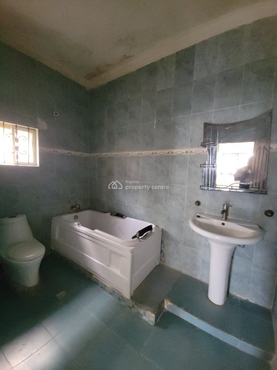 3 Bedroom Flat, Lekki Phase 1, Lekki, Lagos, Flat / Apartment for Rent