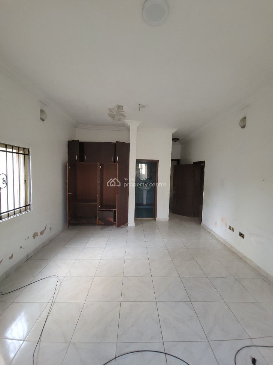 3 Bedroom Flat, Lekki Phase 1, Lekki, Lagos, Flat / Apartment for Rent