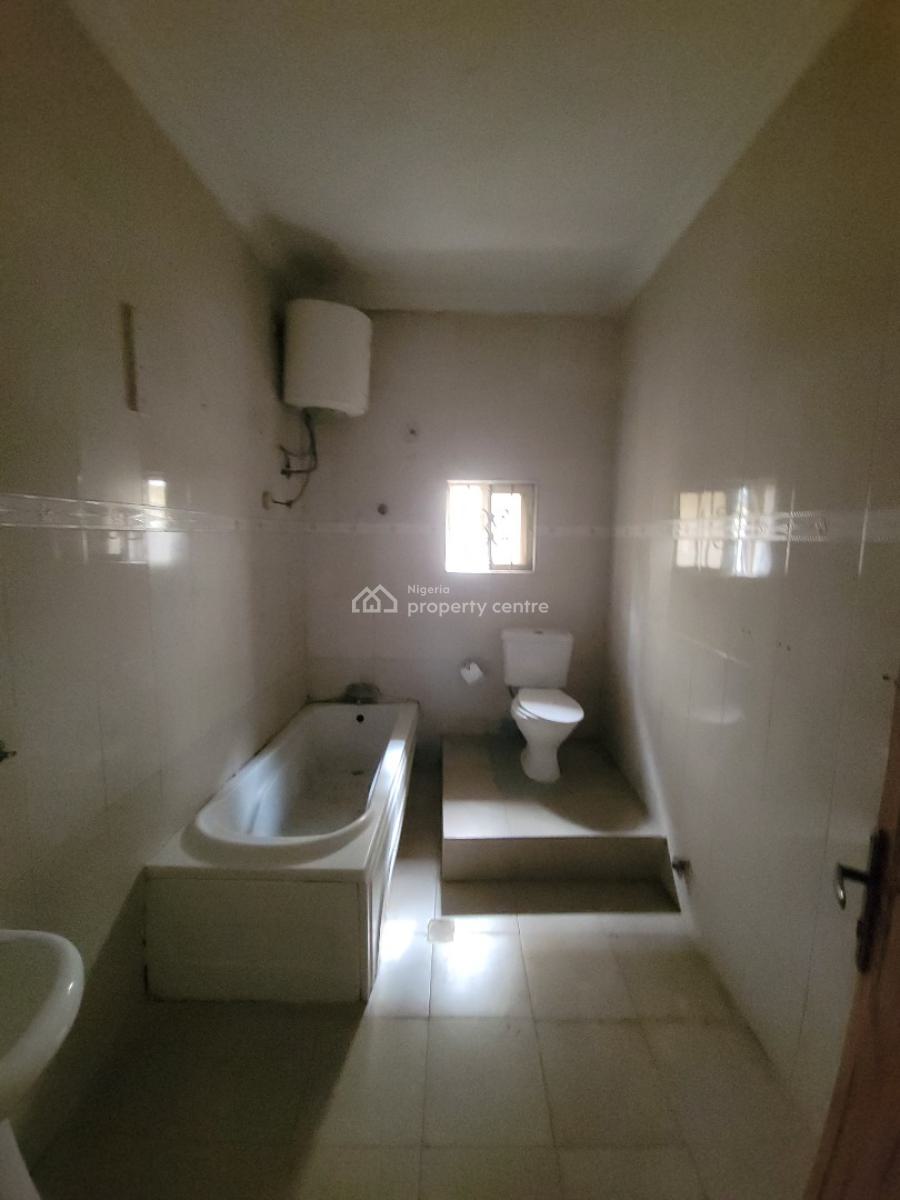 3 Bedroom Flat, Lekki Phase 1, Lekki, Lagos, Flat / Apartment for Rent