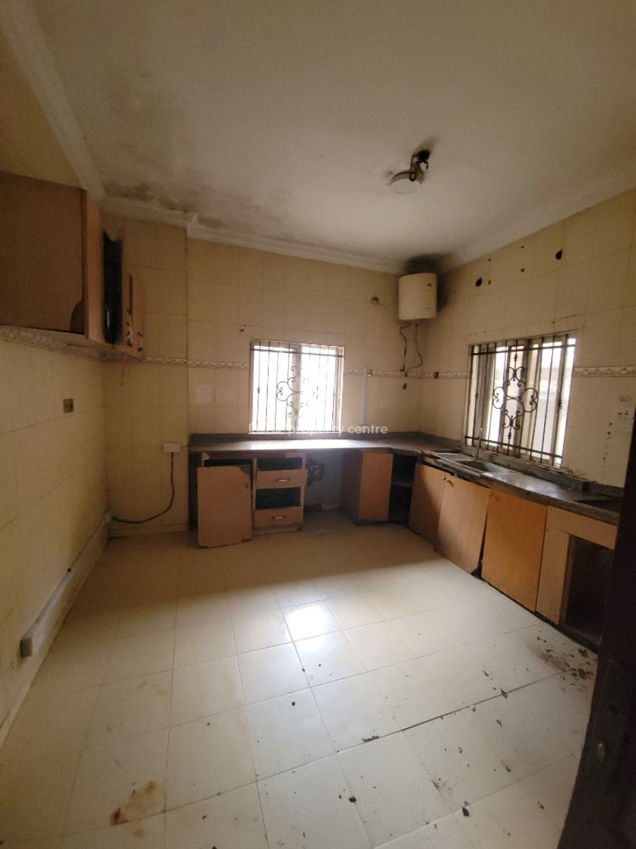 3 Bedroom Flat, Lekki Phase 1, Lekki, Lagos, Flat / Apartment for Rent