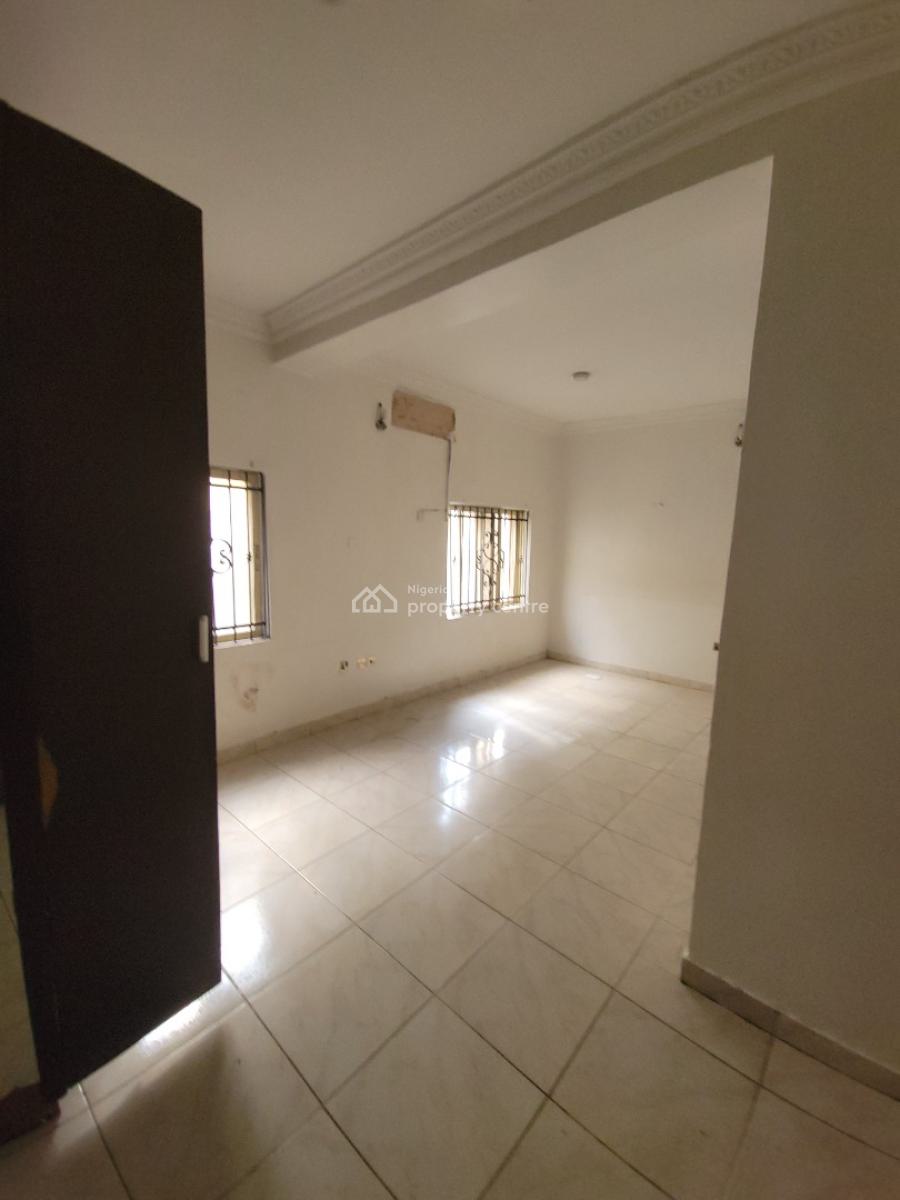 3 Bedroom Flat, Lekki Phase 1, Lekki, Lagos, Flat / Apartment for Rent