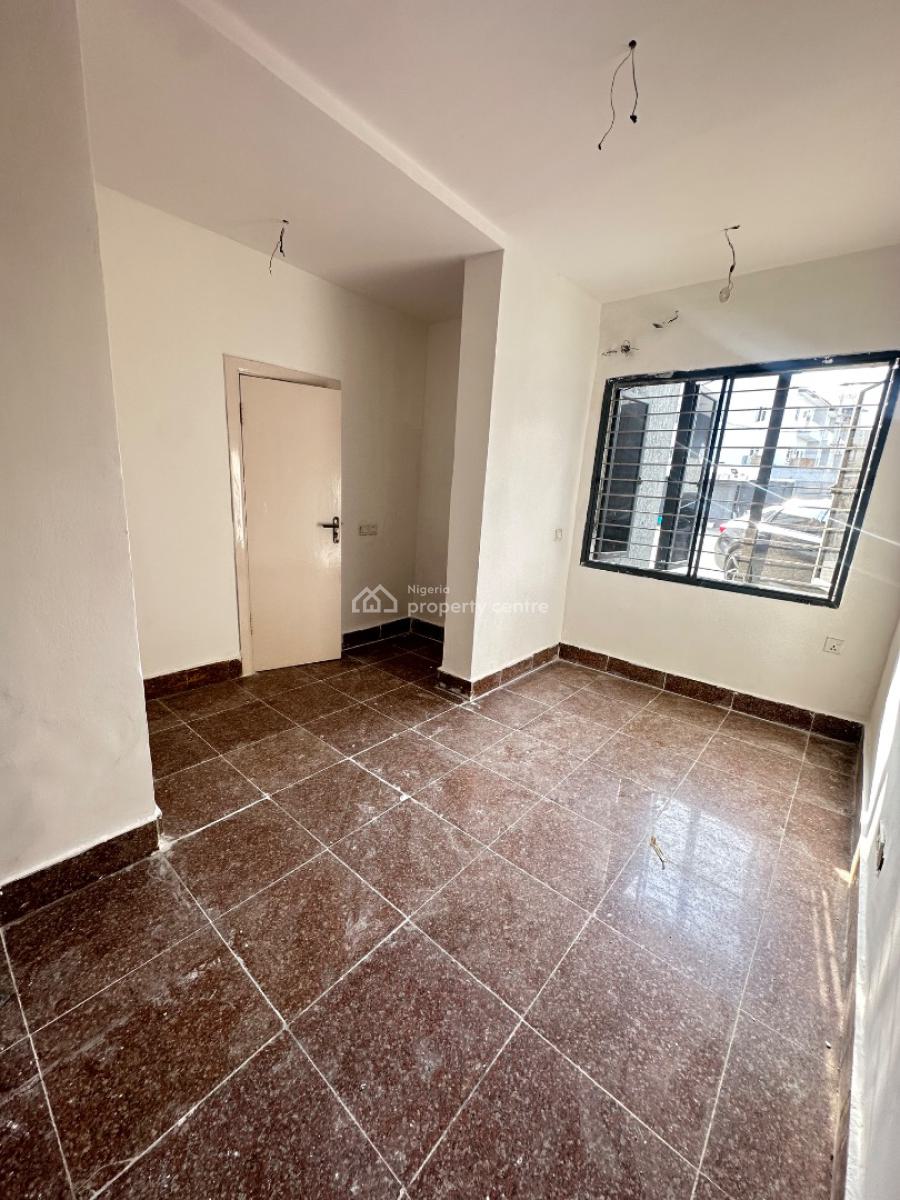 Serviced 2 Bedroom Apartment in a Secure Estate, Lekki Right, Lekki Phase 1, Lekki, Lagos, Flat / Apartment for Rent