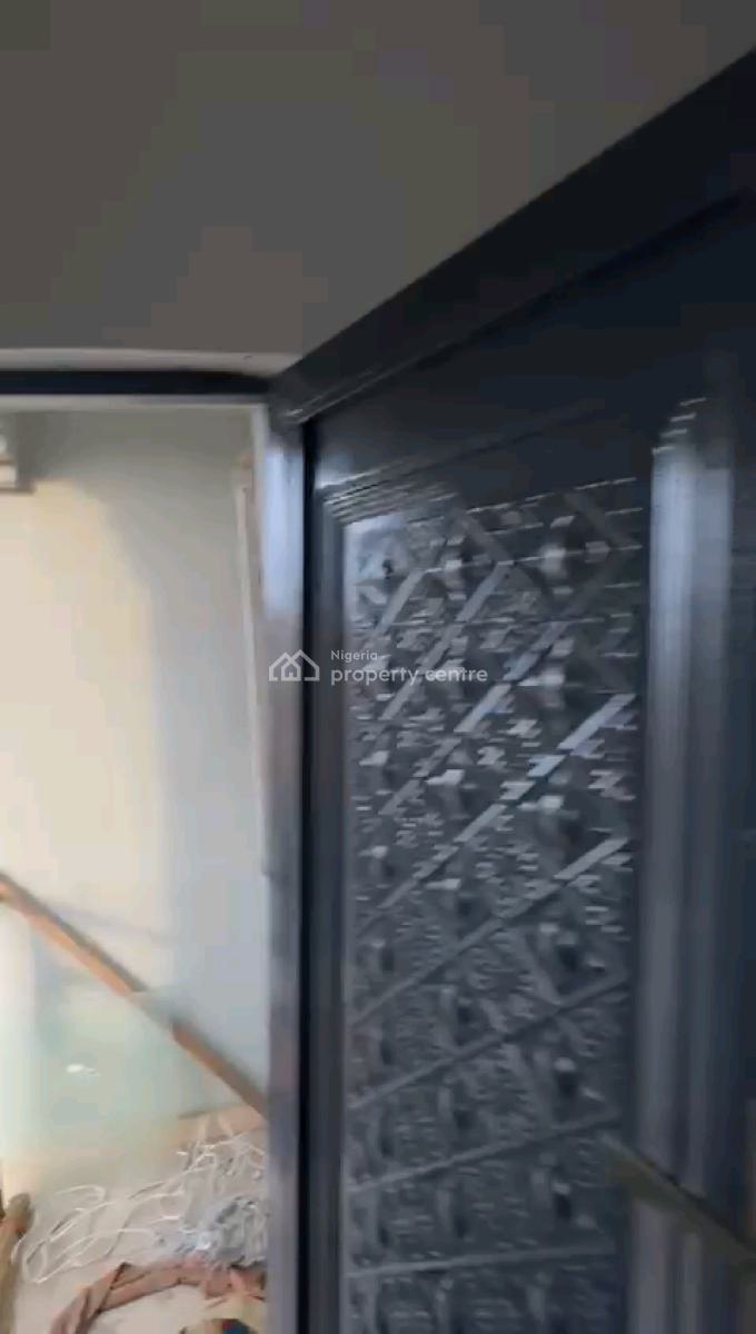 a 1bedroom Apartment, Adeniji Street, Pedro Road, Pedro, Gbagada, Lagos, Mini Flat (room and Parlour) for Rent