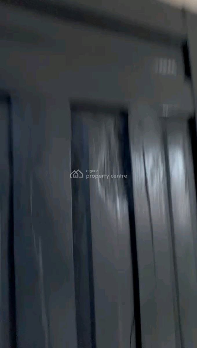 a 1bedroom Apartment, Adeniji Street, Pedro Road, Pedro, Gbagada, Lagos, Mini Flat (room and Parlour) for Rent