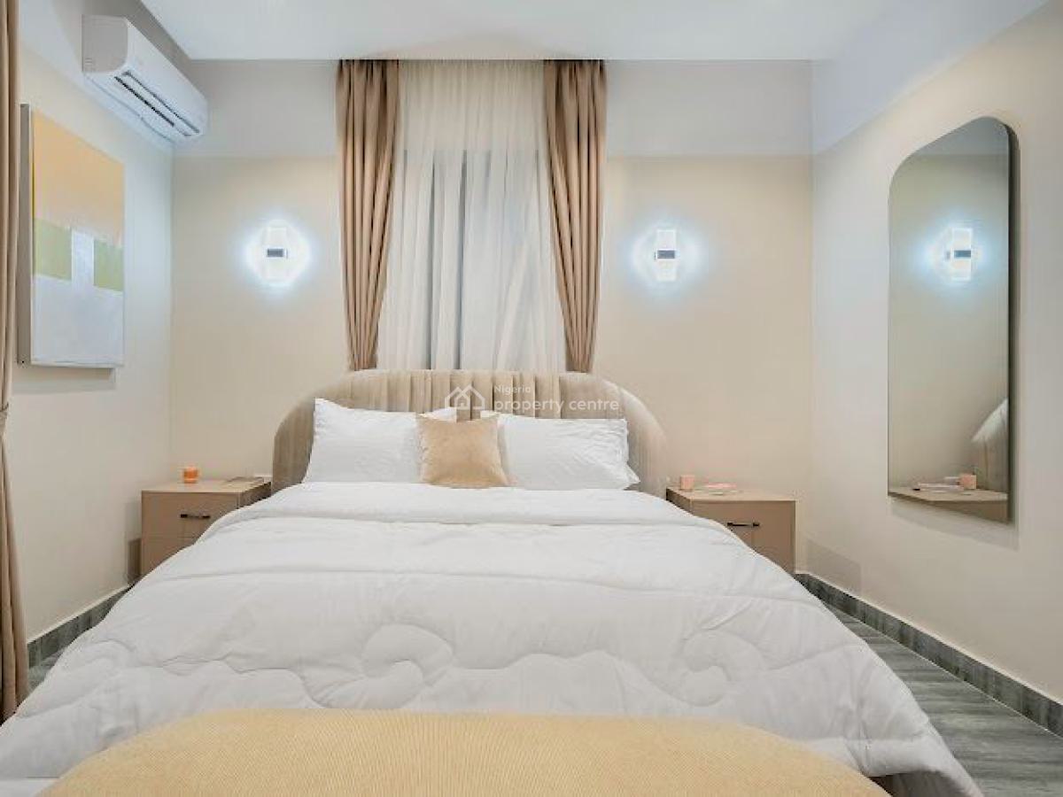 Cozy 1-bedroom Staycation Apartment with Pool Prepared for You, Governor Road, Ikotun, Lagos, Mini Flat (room and Parlour) Short Let