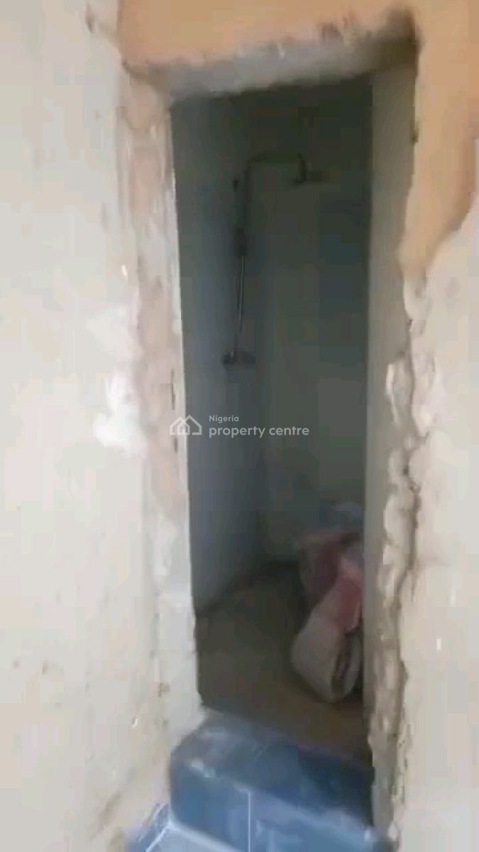 Newly Built  Two (2) Bedrooms Flat, Off Oriola Road, Alapere, Ketu, Lagos, Flat / Apartment for Rent