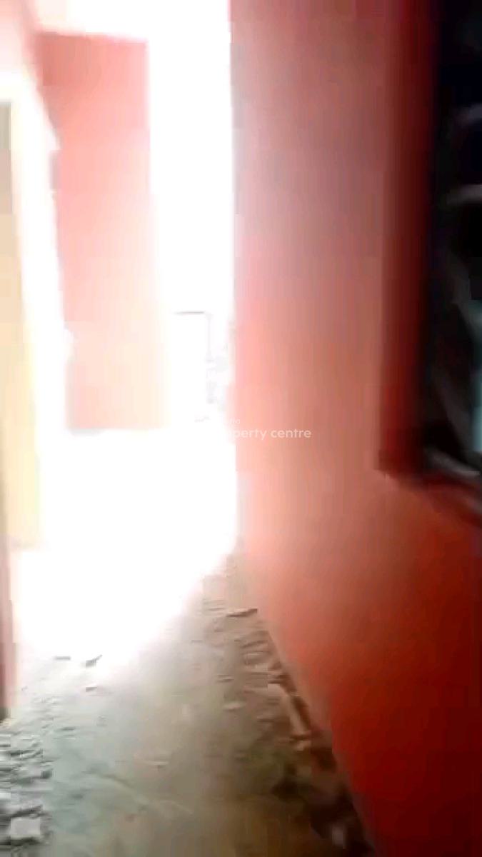 Newly Built  Two (2) Bedrooms Flat, Off Oriola Road, Alapere, Ketu, Lagos, Flat / Apartment for Rent