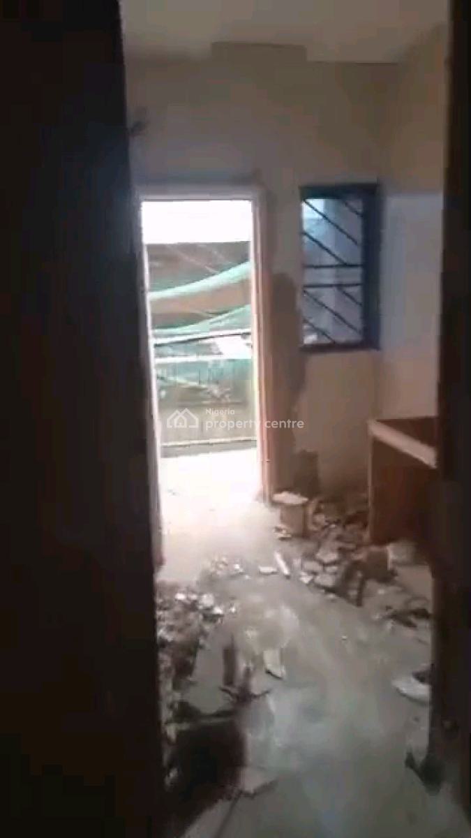 Newly Built  Two (2) Bedrooms Flat, Off Oriola Road, Alapere, Ketu, Lagos, Flat / Apartment for Rent