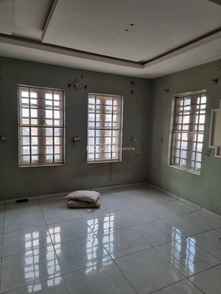 3 Bedroom Flat with Modern Facilities, Akoto Estate, Off Akala Express, Ibadan, Oyo, Flat / Apartment for Rent