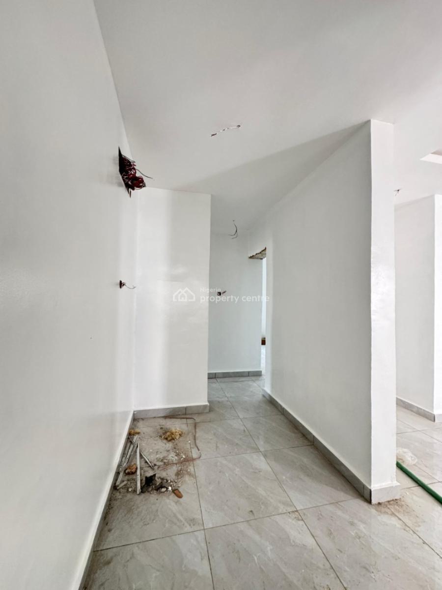 3 Bedroom Apartment with Bq, Maryland, Lagos, Flat / Apartment for Sale