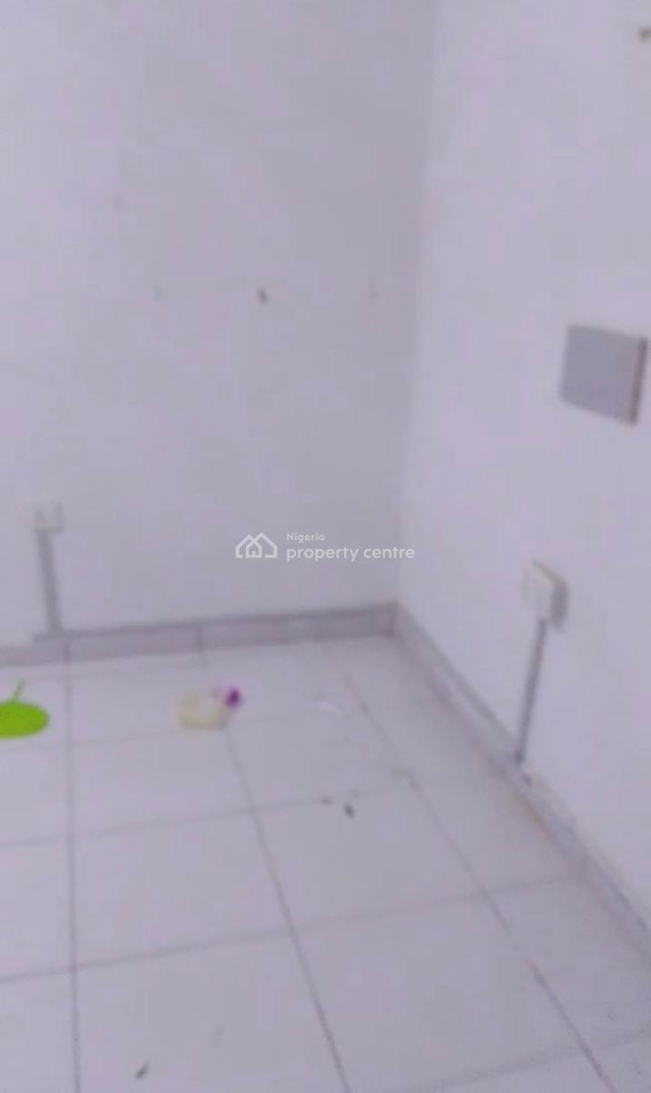 Mini Flat Upstairs, Ilaje, Ajah, Lagos, Mini Flat (room and Parlour) for Rent