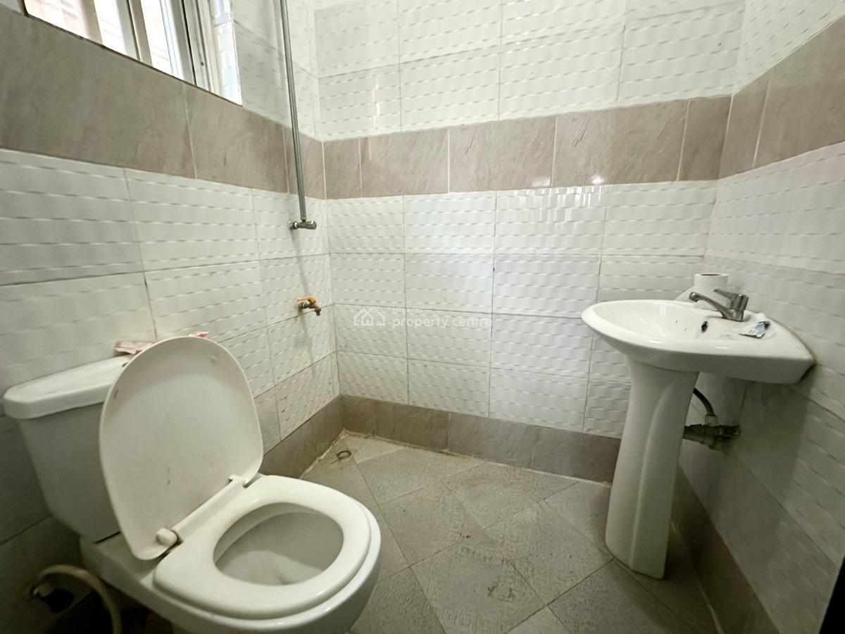 Luxury 3 Bedrooms Flat, Isheri, Magodo, Lagos, Flat / Apartment for Rent