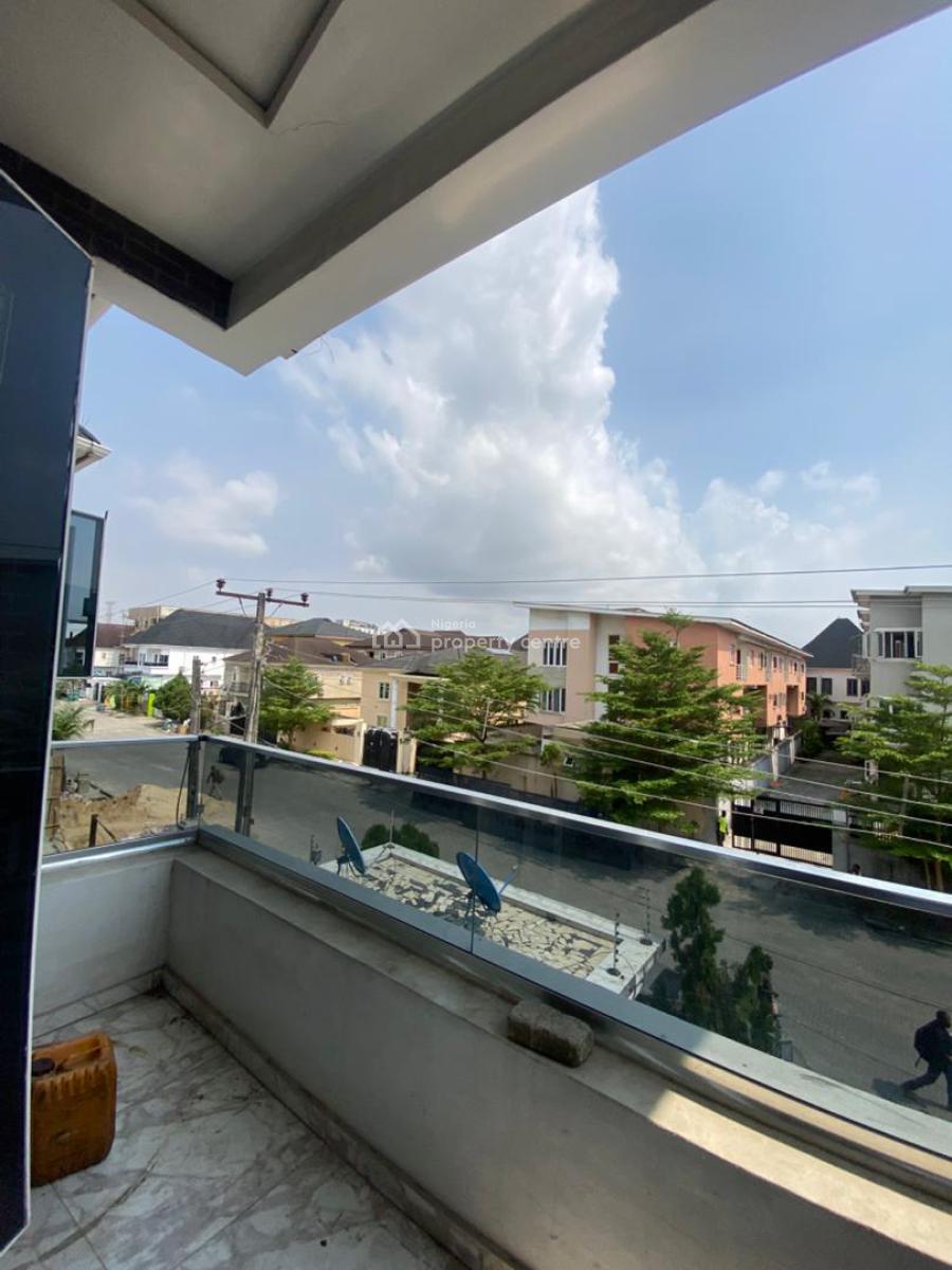 Comfort Tendering Mini Flat Upstairs, Oral Estate, Lekki, Lagos, Mini Flat (room and Parlour) for Rent