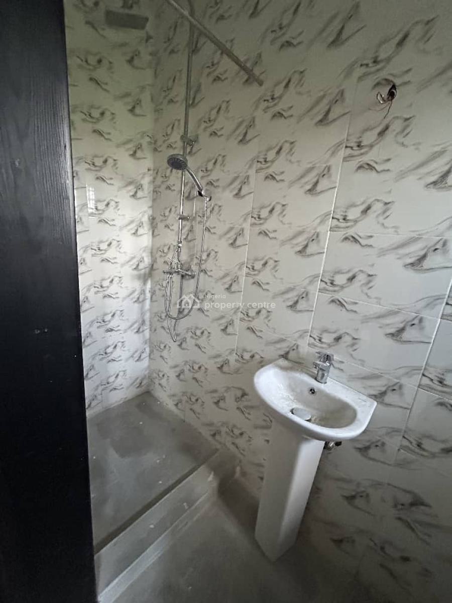 Newly Built 2 Bedroom Apartment with Excellent Facilities, Happyland Estate, Ajah, Lagos, Flat / Apartment for Rent