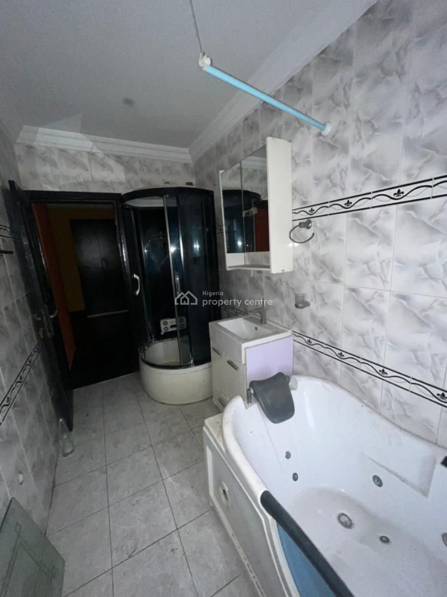 3 Bedroom Apartment, Lekki Phase 1, Lekki, Lagos, Flat / Apartment for Rent