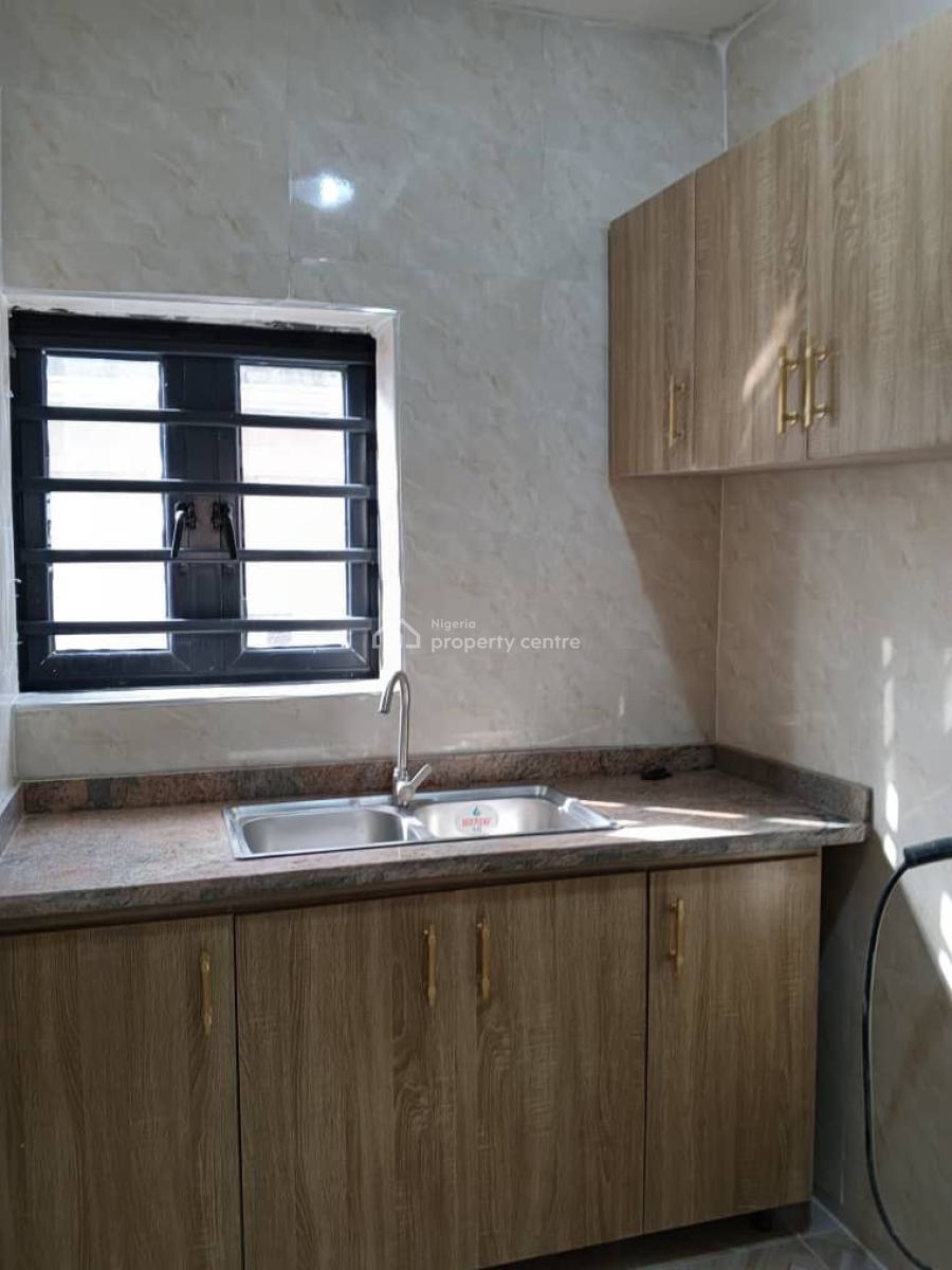 Brand New 2 Bedroom Luxurious Apartment, Off Mobile Road, Ilaje, Ajah, Lagos, Flat / Apartment for Rent