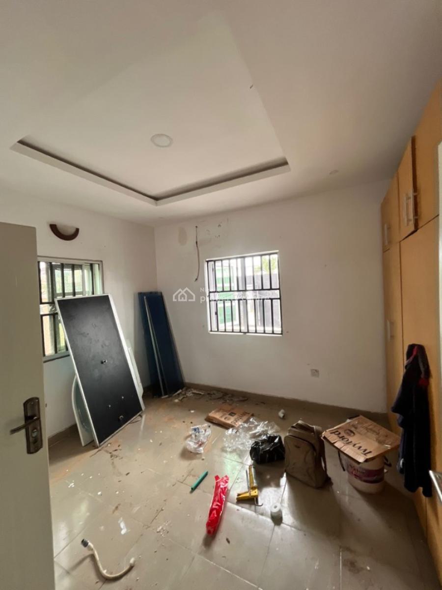 Very Clean 3 Bedroom Apartment Available, Thomas Estate, Ajah, Lagos, Flat / Apartment for Rent