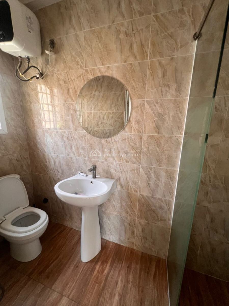 a Very Good Spacious 2-bedroom Flat, Katampe District, Katampe, Abuja, Flat / Apartment for Rent