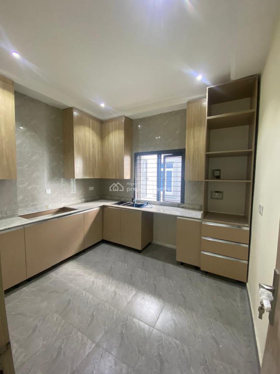 Brand New  4 Bedroom Penthouse in a Code Access, Marwa Lekki Right, Lekki Phase 1, Lekki, Lagos, Flat / Apartment for Rent