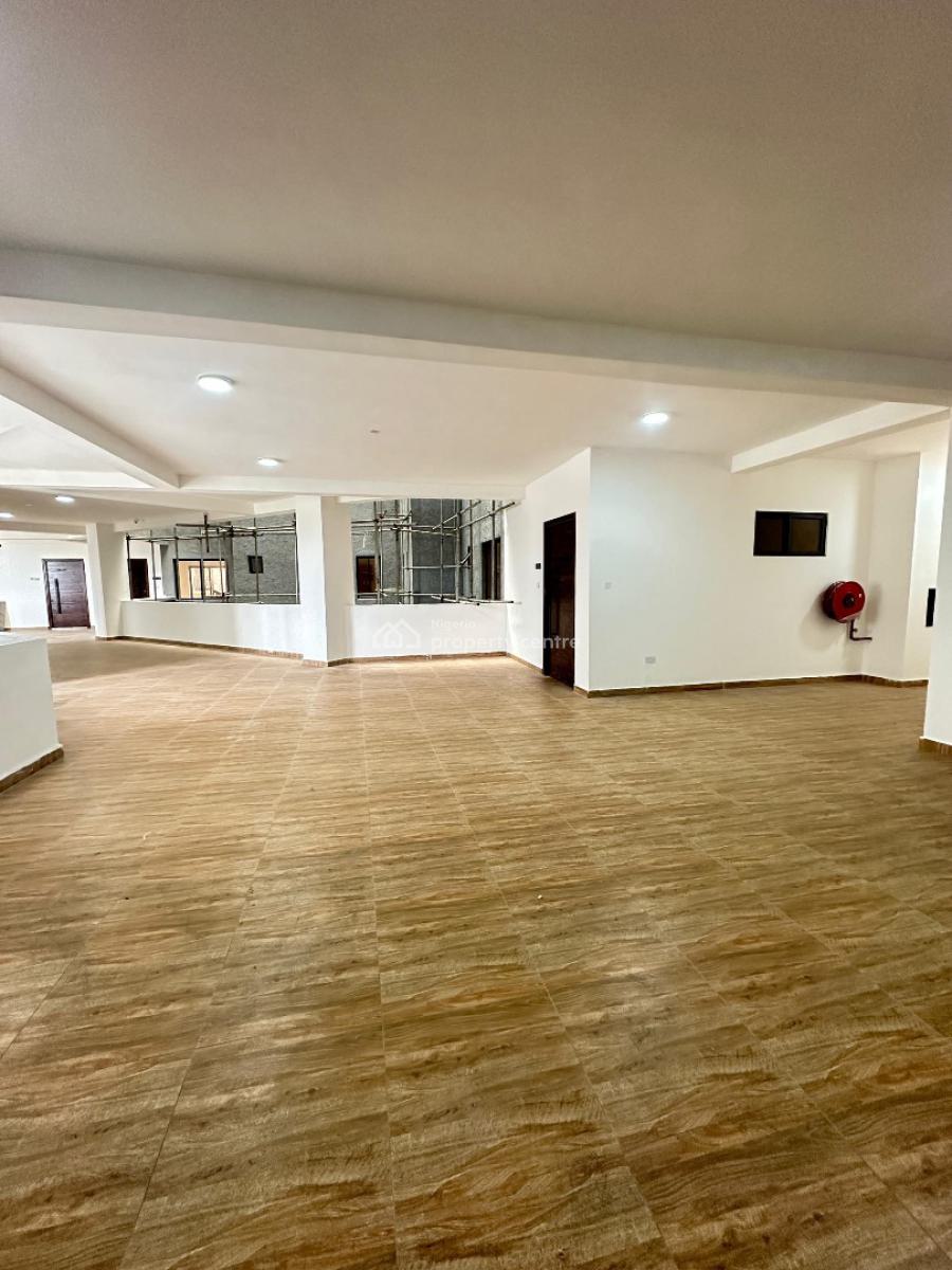 Spacious Well-built 3 Bedroom Apartment with Bq & Elevator, Ikate Elegushi, Lekki, Lagos, Flat / Apartment for Sale