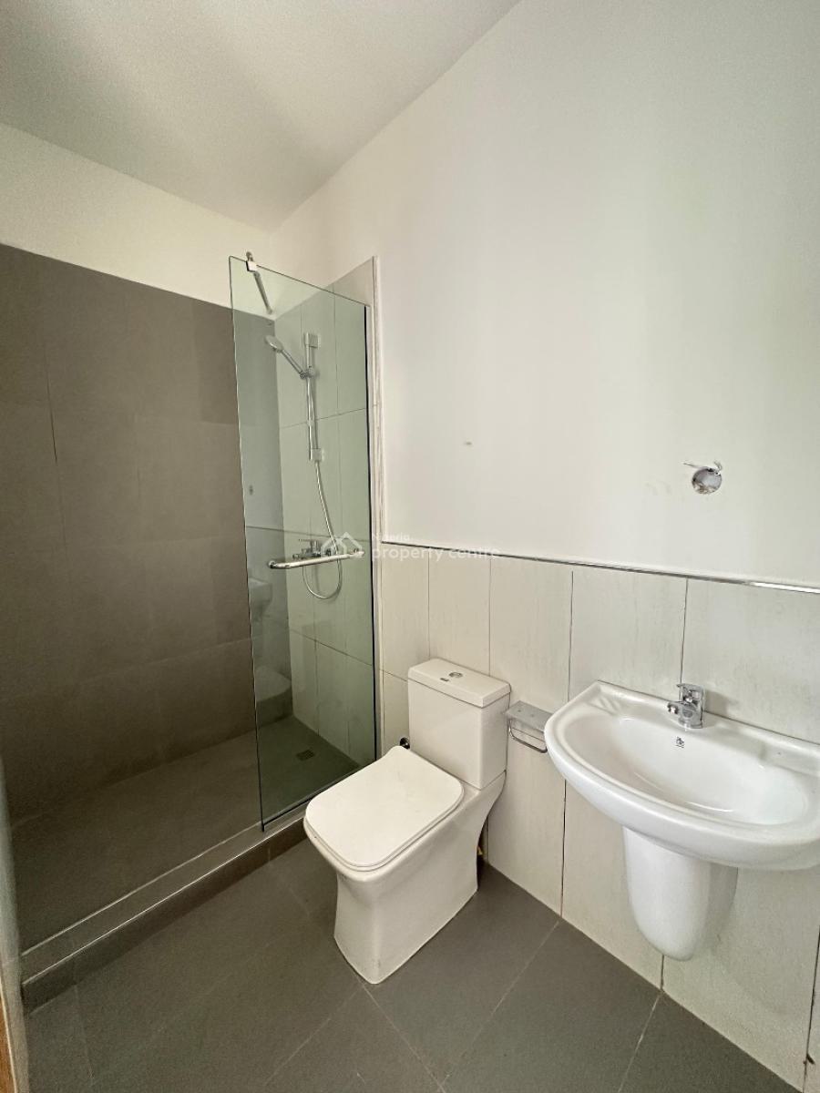 Spacious Well-built 3 Bedroom Apartment with Bq & Elevator, Ikate Elegushi, Lekki, Lagos, Flat / Apartment for Sale