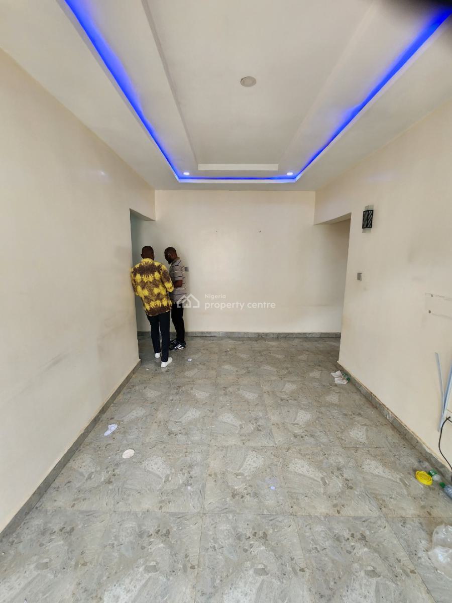 Luxury One Bedroom Block of Flat, News Engineering, Dawaki, Gwarinpa, Abuja, Flat / Apartment for Rent