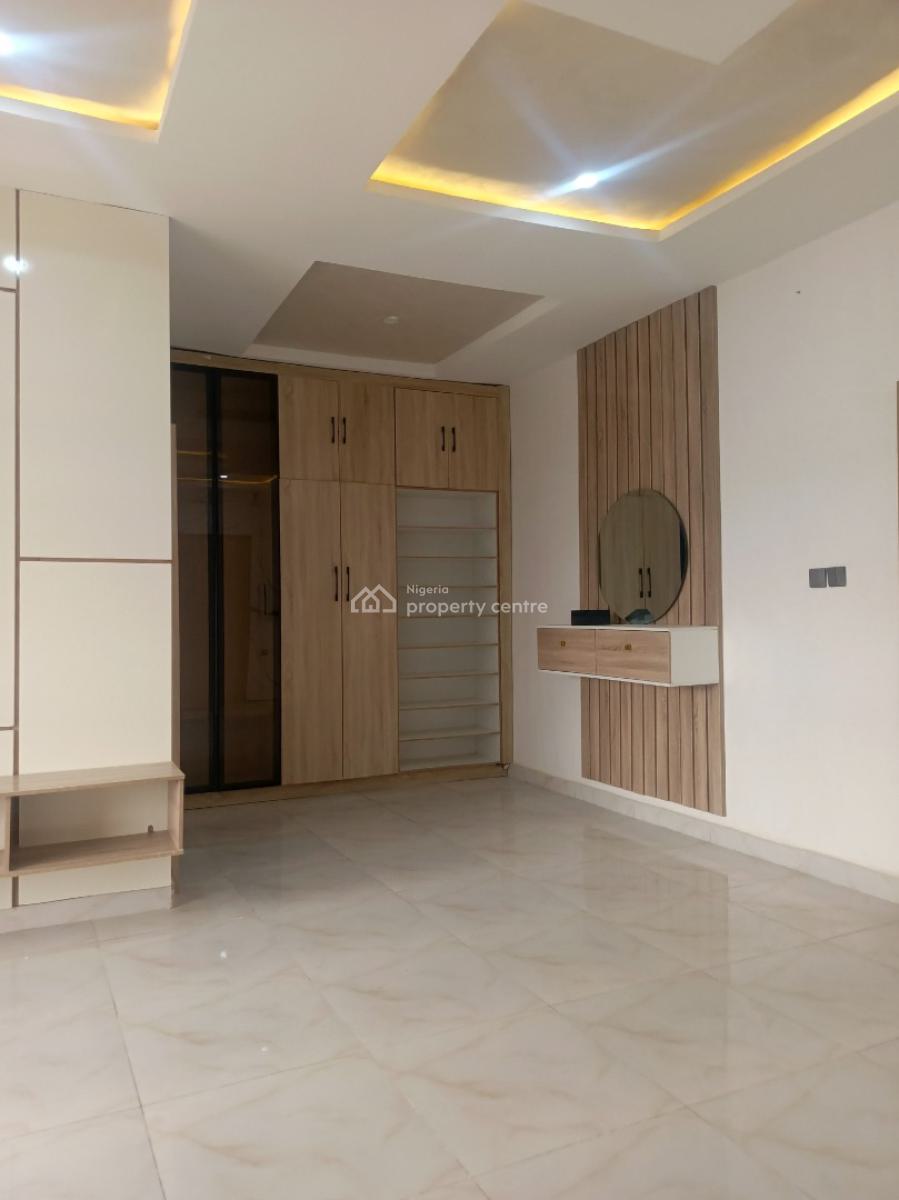 4 Bedroom Terrace Duplex with a Bq Attached Tastefully Finished, Guzape District, Abuja, House for Rent