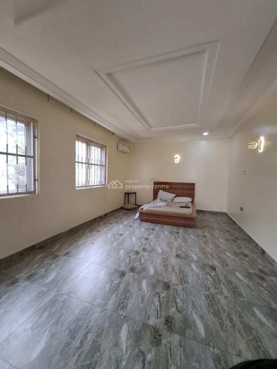 Two Bedroom Apartment with a Boys Quarters, Guzape District, Abuja, Flat / Apartment for Rent
