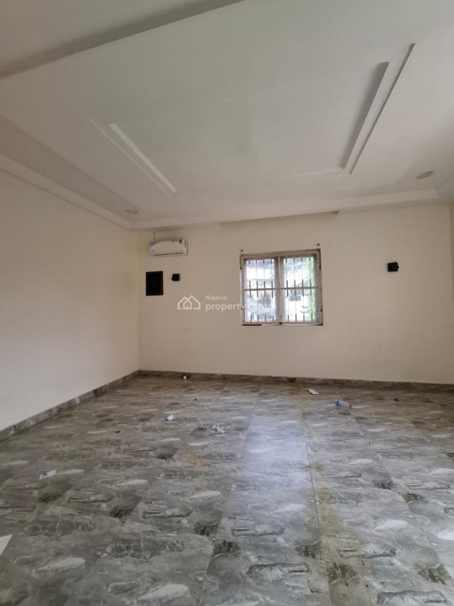 Two Bedroom Apartment with a Boys Quarters, Guzape District, Abuja, Flat / Apartment for Rent
