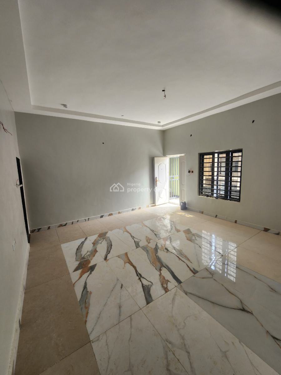 Luxury Three Bedroom Block of Flat, Gwarinpa, Abuja, Flat / Apartment for Rent