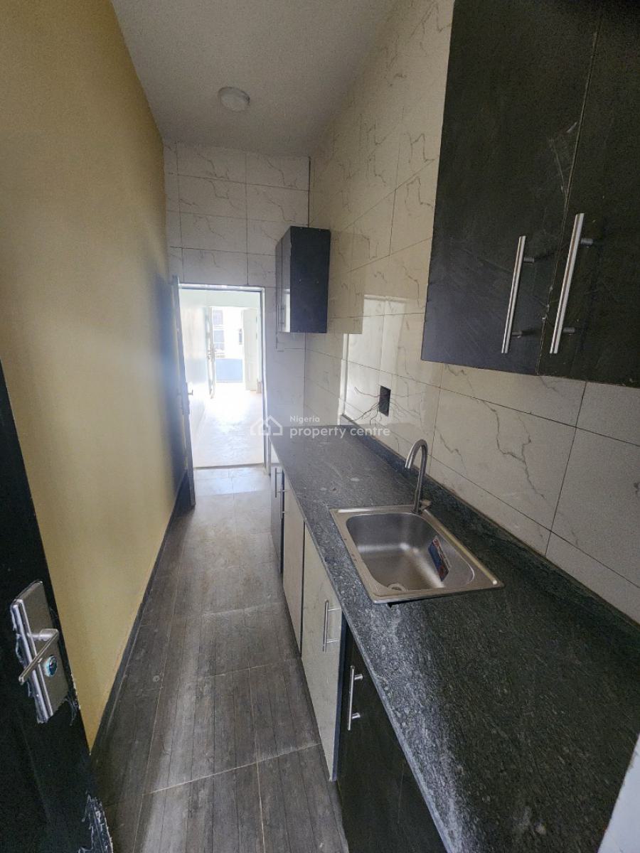 Luxury Three Bedroom Block of Flat, Gwarinpa, Abuja, Flat / Apartment for Rent