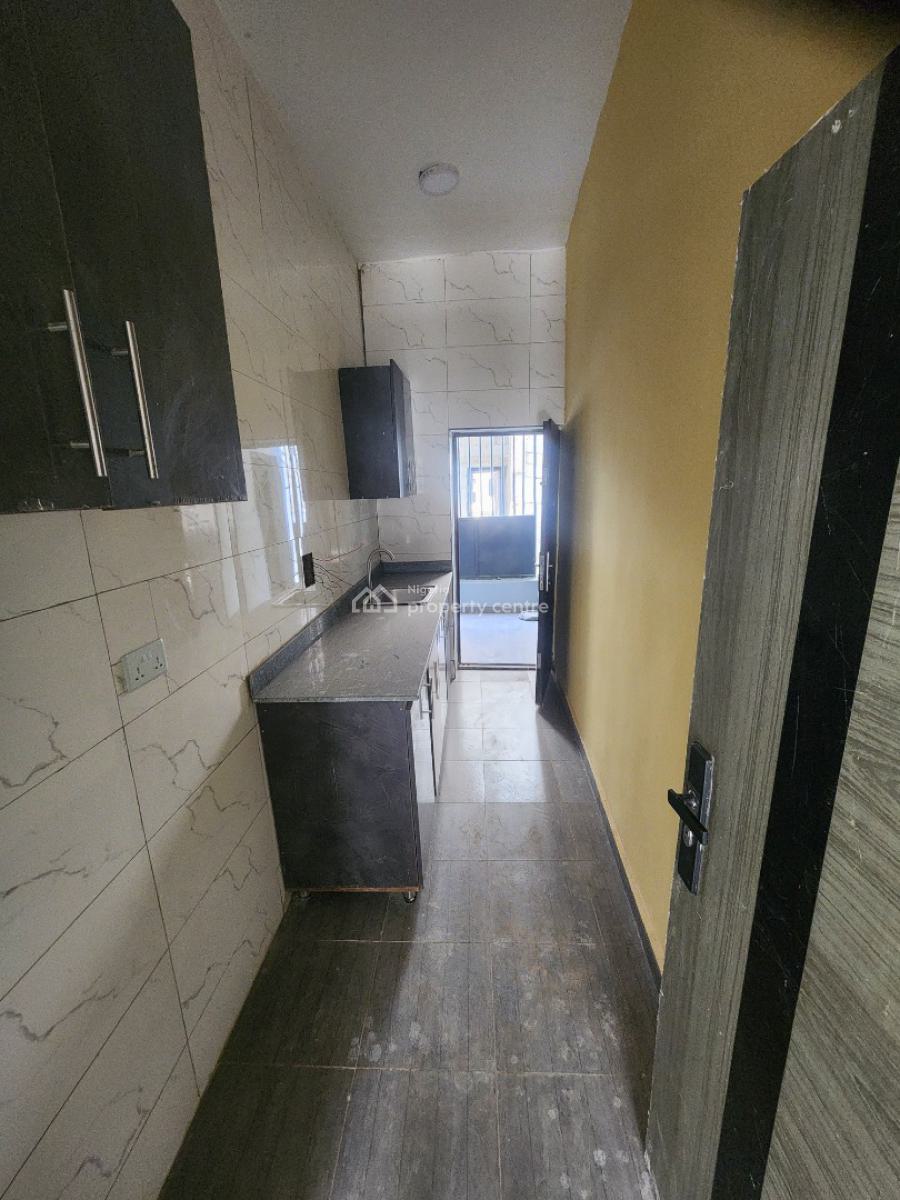 Luxury Three Bedroom Block of Flat, Gwarinpa, Abuja, Flat / Apartment for Rent
