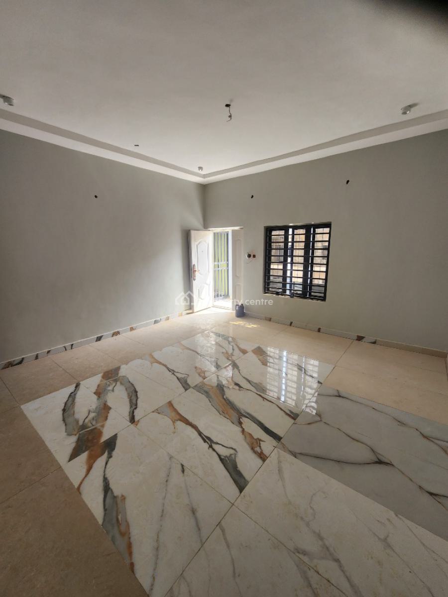 Luxury Three Bedroom Block of Flat, Gwarinpa, Abuja, Flat / Apartment for Rent