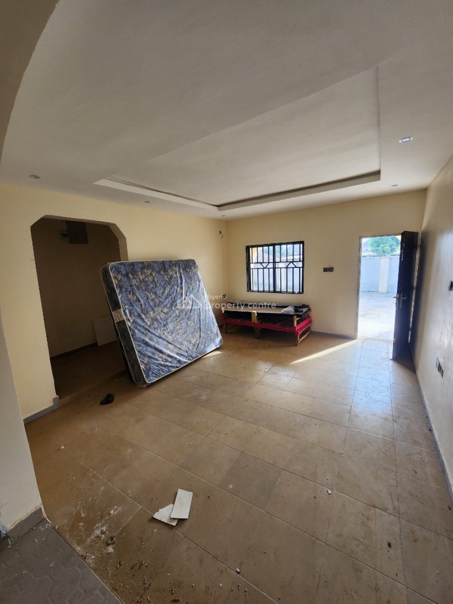 Luxury Two Bedroom Block of Flat, Dawaki, Gwarinpa, Abuja, Flat / Apartment for Rent