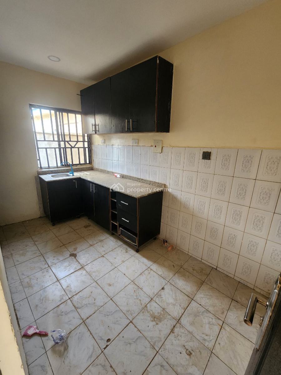 Luxury Two Bedroom Block of Flat, Dawaki, Gwarinpa, Abuja, Flat / Apartment for Rent