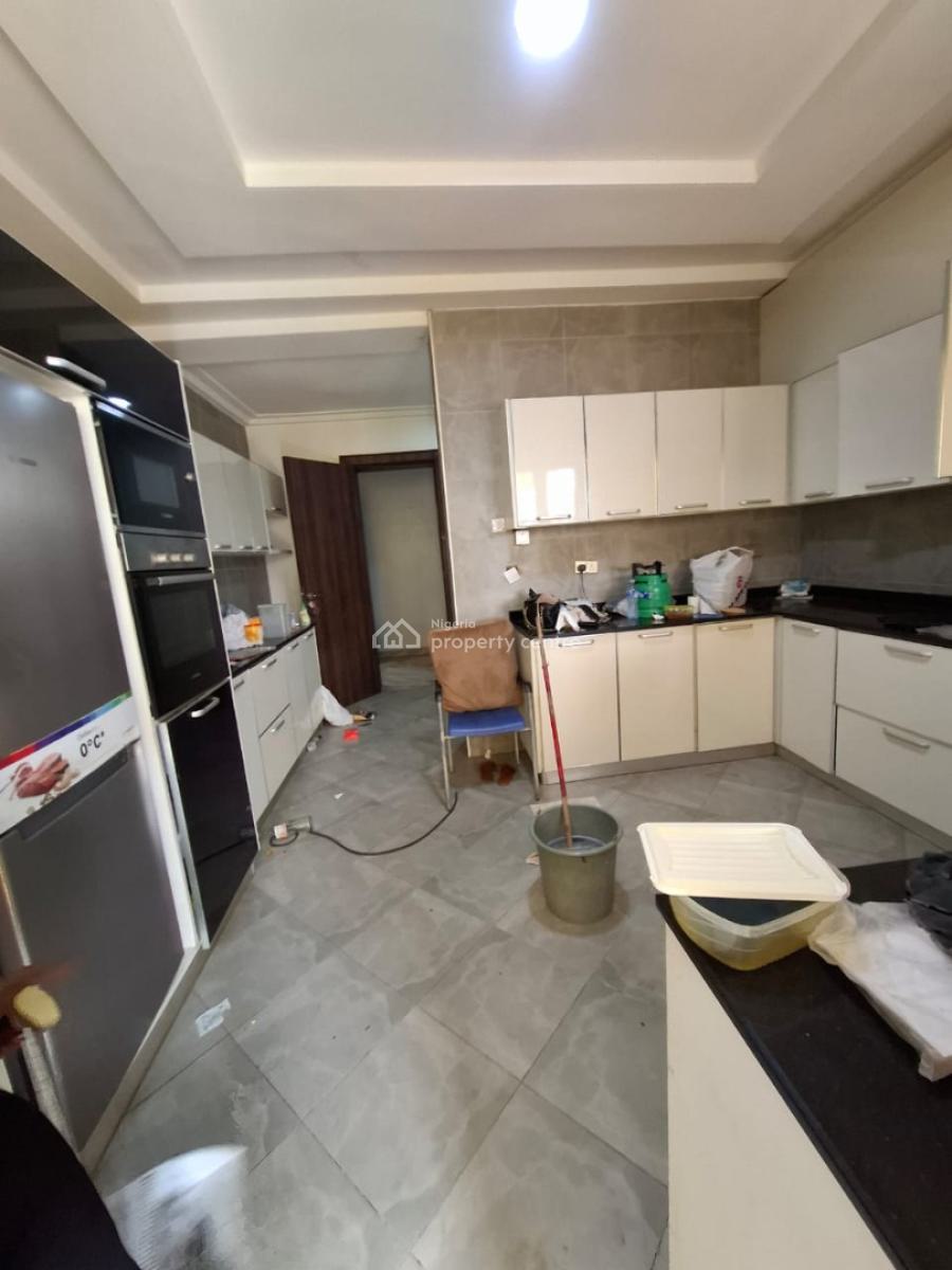Premium 2 Bedroom Apartment with a Bq, Guzape District, Abuja, Flat / Apartment for Rent