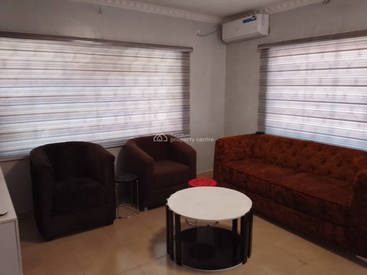 3 Bedroom  Serviced Apartments, Eleyele, Ibadan, Oyo, House Short Let