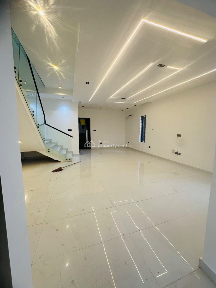 Beautifully Built 5 Bedroom Fully Detached Duplex with Cinema and Bq, Magodo, Lagos, Detached Duplex for Sale