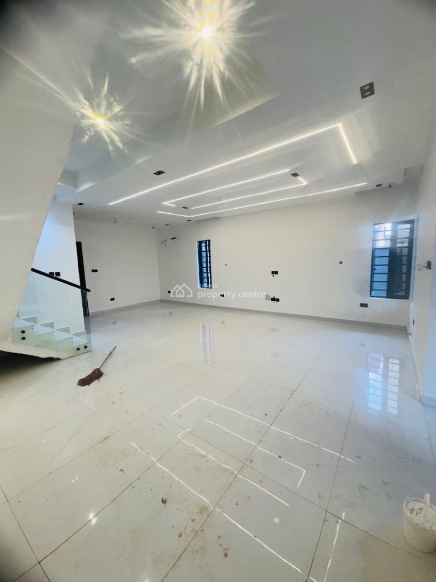 Beautifully Built 5 Bedroom Fully Detached Duplex with Cinema and Bq, Magodo, Lagos, Detached Duplex for Sale