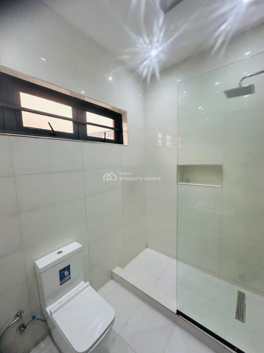 Beautifully Built 5 Bedroom Fully Detached Duplex with Cinema and Bq, Magodo, Lagos, Detached Duplex for Sale