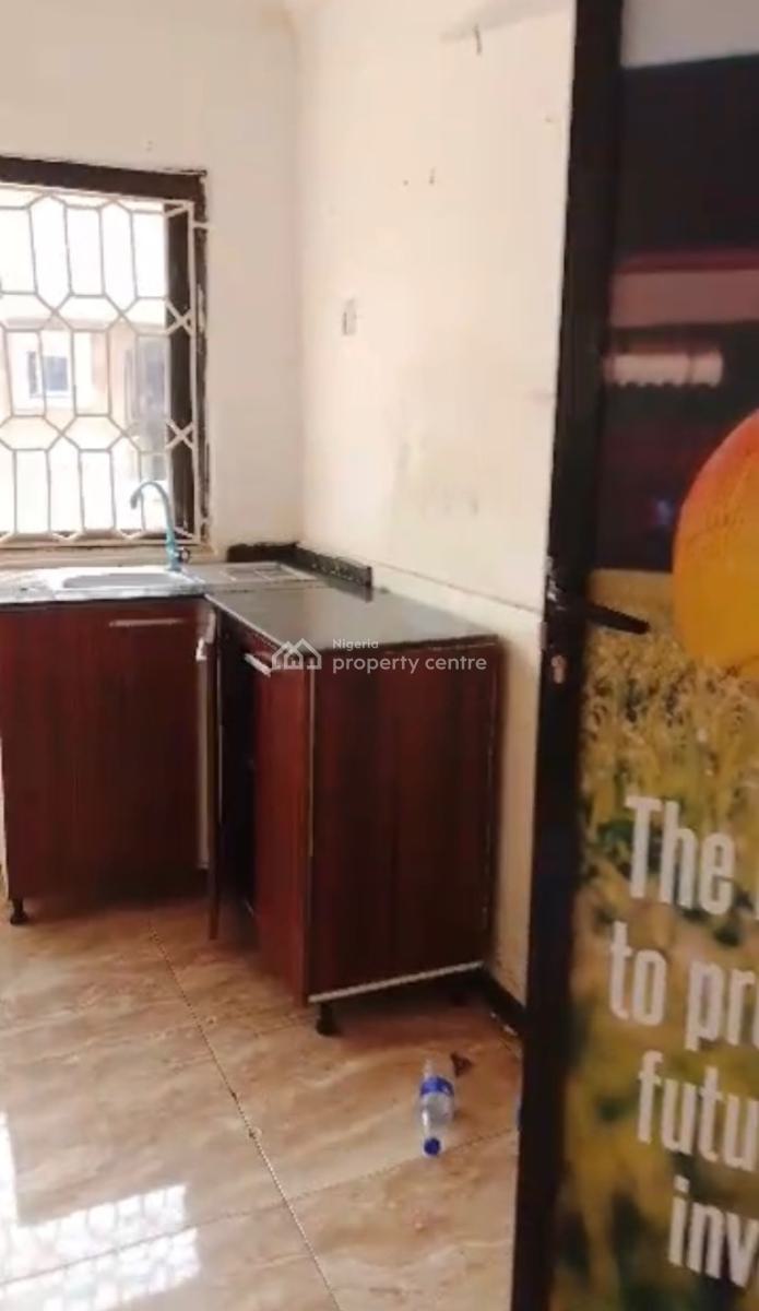 Selfcon Available, Gra, Ikota, Lekki, Lagos, Self Contain (single Rooms) for Rent