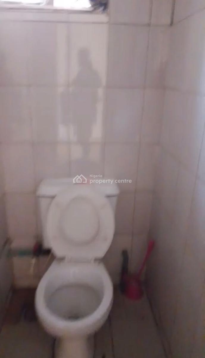 Selfcon Available, Gra, Ikota, Lekki, Lagos, Self Contain (single Rooms) for Rent