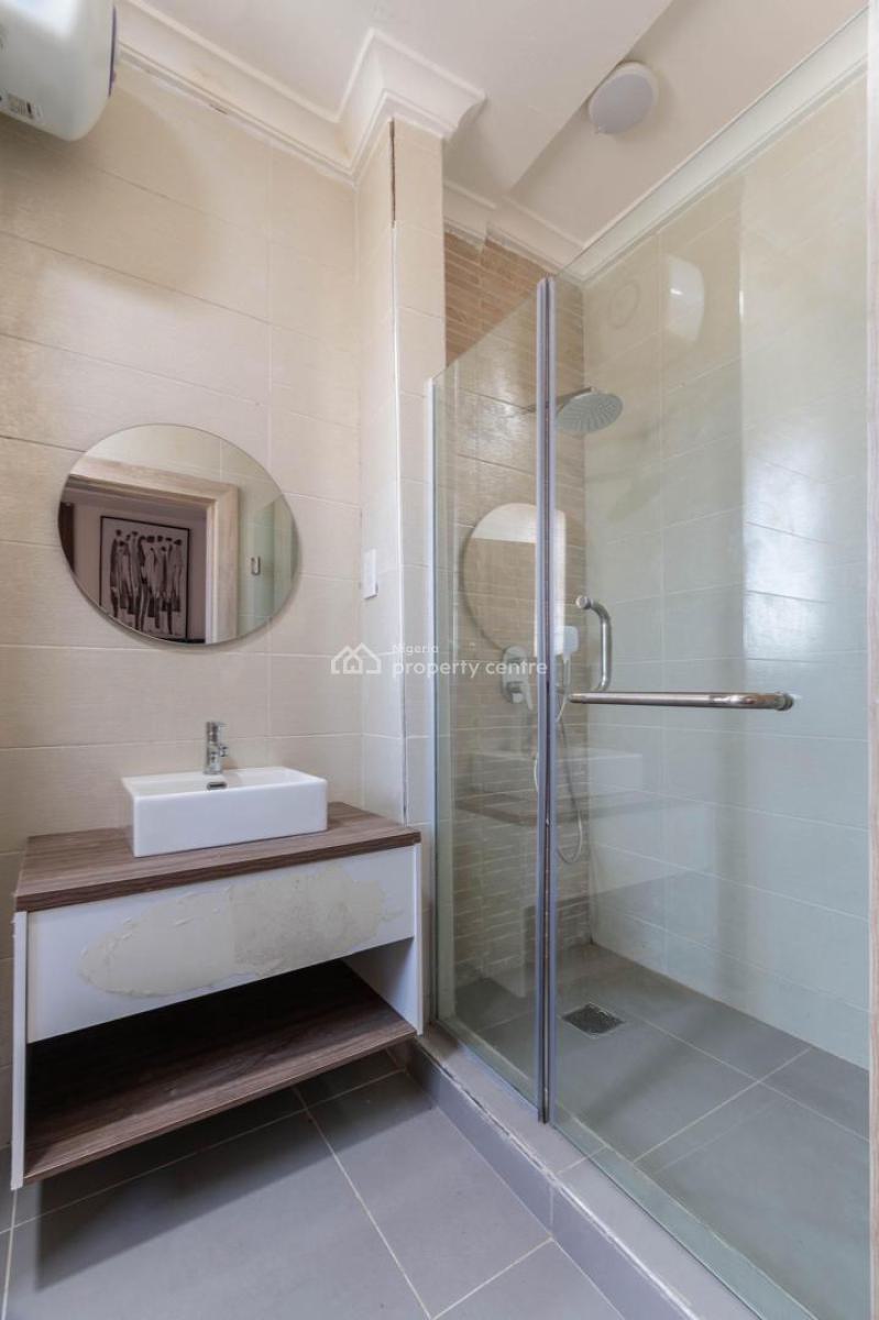 Beautiful 2 Bedroom with Waterfront, Private Cinema, Bathtub and Swimming Pool, Lekki Phase 1, Lekki, Lagos, Flat / Apartment Short Let